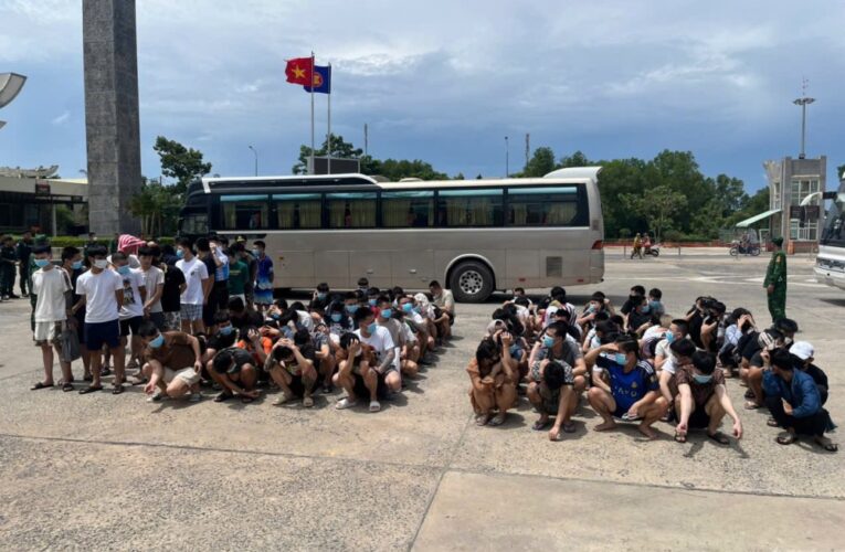 Việt Nam tiếp nhận 161 người (gồm 33 nữ, 133 nam) giả mạo là “cán bộ” điện lực, thuế để lừa đảo ở Campuchia