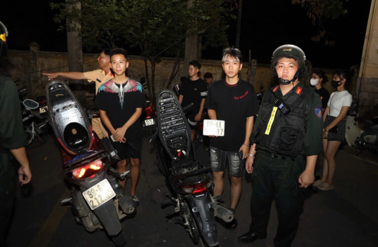 Toàn cảnh bắt báo nhỏ tối nay ở TP Hưng Yên.