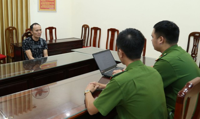 Tạm giữ đối tượng hành hung nhân viên y tế ở Ninh Bình