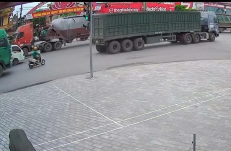 Video vụ tai nạn thương tâm tại Go Ninh Bình khiến 1 người phụ nữ ra đi