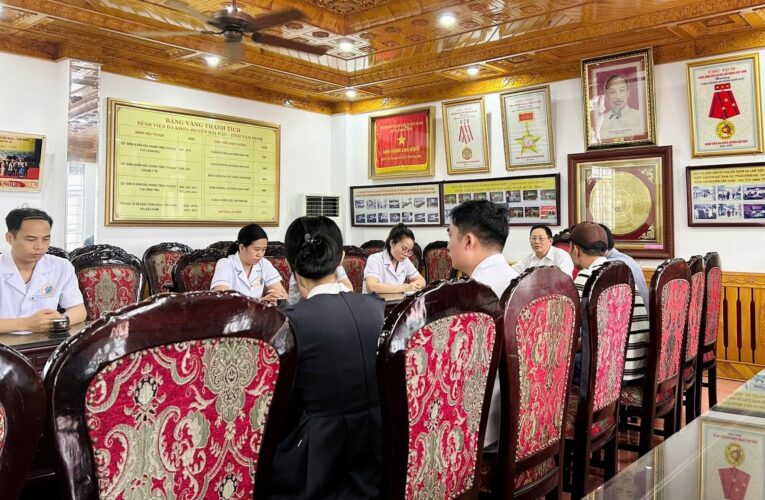 Nữ điều dưỡng BV Đa khoa Hải Hậu bị hành hung khi đang đón tiếp người bệnh