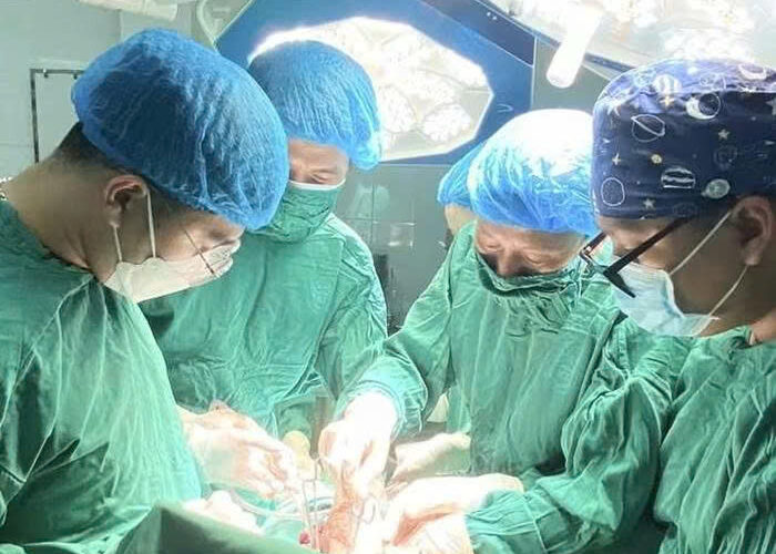 3 giờ chạy đua với ‘tử thần’ cứu bệnh nhân vỡ lách, mất hơn 3 lít máu