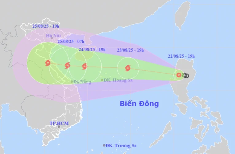 Chiều mai áp thấp nhiệt đới mạnh lên thành bão số 5 sau khi vào Biển Đông
