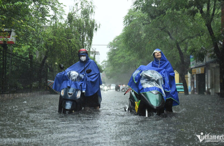 Tháng 9 vào chính vụ bão, miền Bắc khả năng đối mặt mưa lớn diện rộng
