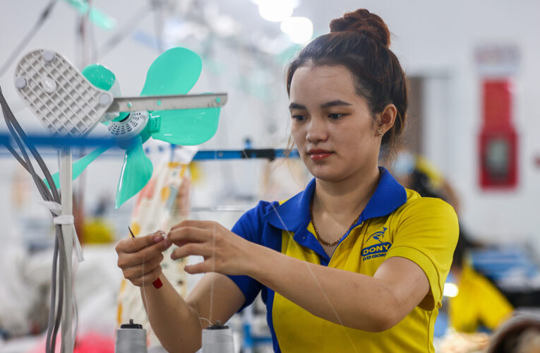 Bộ Tài chính vẫn muốn đánh thuế thu nhập cá nhân cao nhất 35%