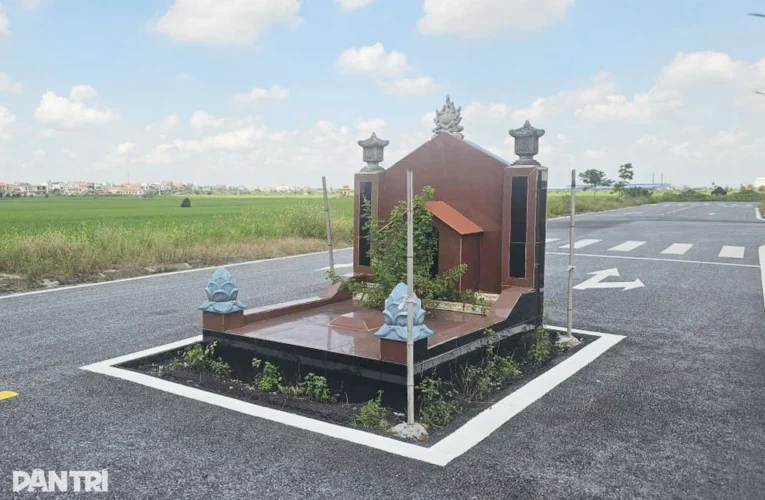 Vụ ngôi mộ án ngữ giữa đường ở Hải Phòng: Chủ tịch xã tiết lộ lý do