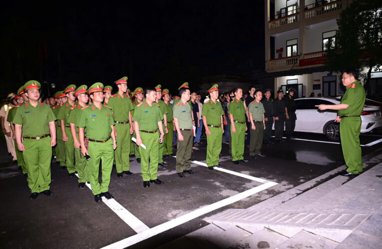 CATP Hải Phòng: Huy động hơn 2000 CBCS và Công an 114 xã, phường, đặc khu ra quân tổng kiểm tra gần 500 cơ sở kinh doanh có điều kiện, dịch vụ nhạy cảm