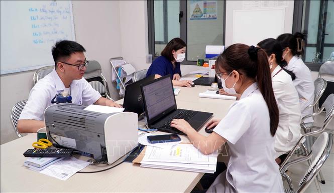 Phấn đấu đến hết tháng 9, toàn bộ bệnh viện tỉnh Hưng Yên áp dụng bệnh án điện tử